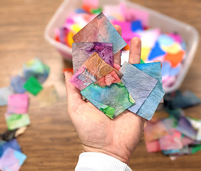 From Wrapping to Wall Art: Versatile Uses of Stretchable Crepe Paper