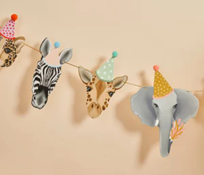 Mixing Animal Prints Crepe Paper Streamers with Modern Party Décor Trends