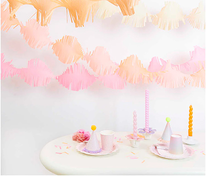 Upcycling Pastel Streamers into Unique Decorations